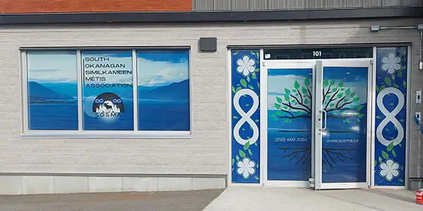 Jacoh Signs SouthOkanSMetisAssoc Vinyl Window and Door Coverings